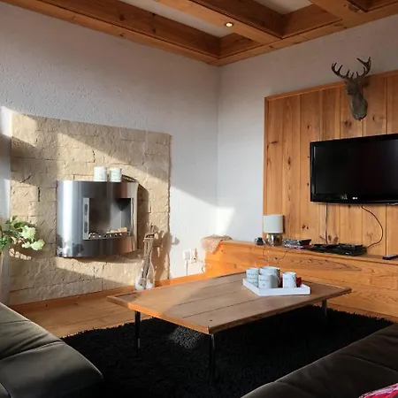 Alpina Apartment *